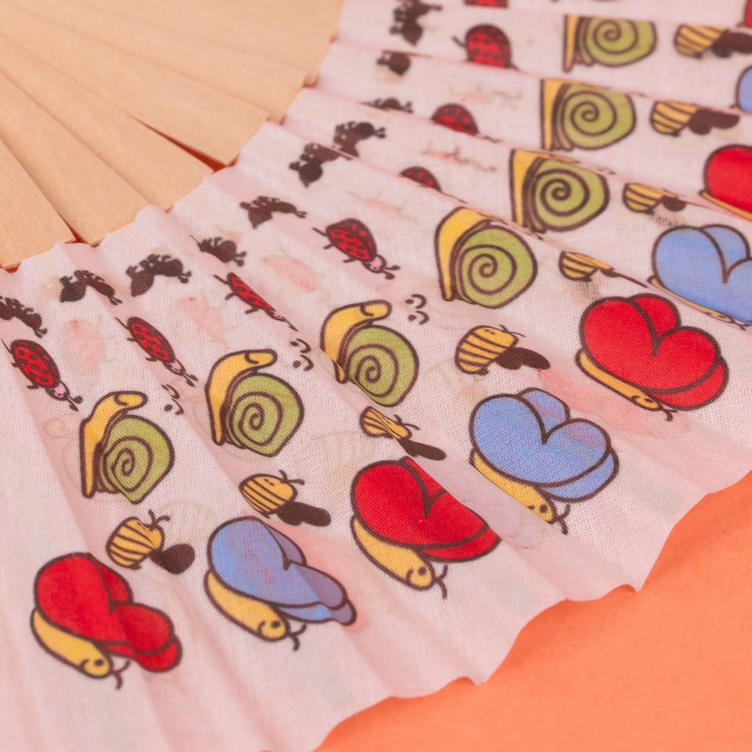 Best Stylish Animals Printing Hand Folding Bamboo Fans to Stay Cool